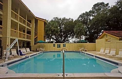 Northeast Pensacola Hotel | La Quinta Inn by Wyndham Pensacola