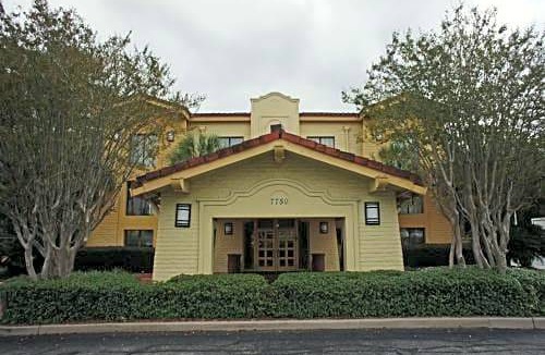 Northeast Pensacola Hotel | La Quinta Inn by Wyndham Pensacola