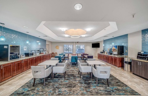West Panama City Beach Hotel | La Quinta Inn & Suites by Wyndham PCB Pier Park area