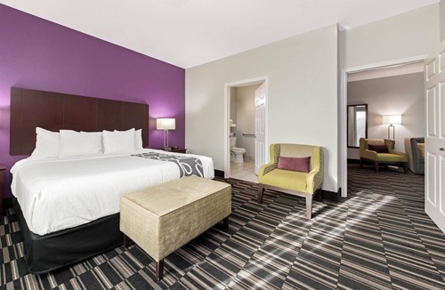 Bridge City Hotel | La Quinta Inn & Suites by Wyndham Bridge City