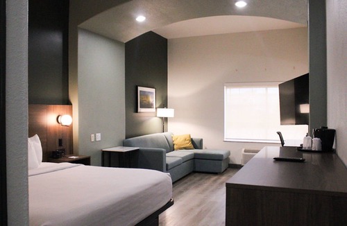 Lumberton Hotel | La Quinta Inn & Suites by Wyndham Lumberton