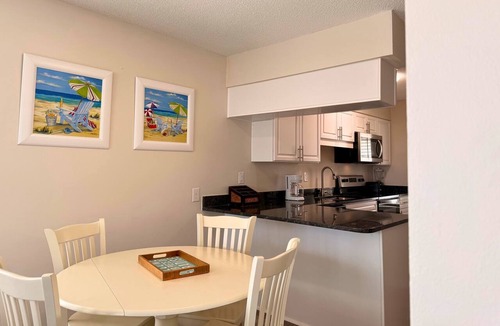 Holiday Isle Condo | La Vista - 2 Br Condo