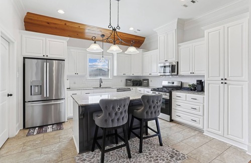 Addis House | Lacumba’s Bayou – Near LSU, SU & Downtown BR