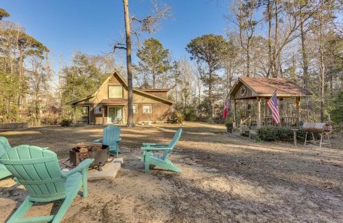 Broaddus House | Lake Days on Sam Rayburn! Wooded Retreat w/Yard