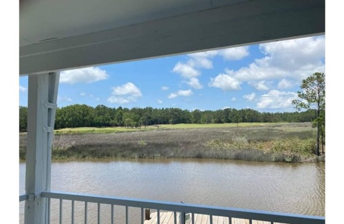 Gautier House | Lake House in front of the bayou