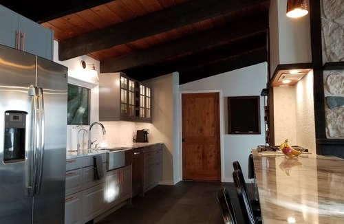 Frankfort Cottage | Lake MI Cottage w/105' of Private, Sandy Beach. Aug. 22nd Discount!