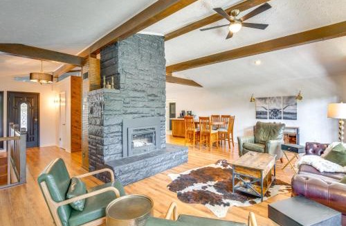 Jefferson House | Lake O' the Pines Retreat: Private Dock!