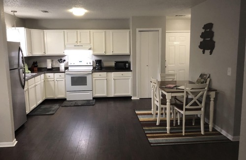 Zavalla House | Lake Sam Rayburn - Plenty of boat parking