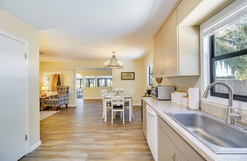 River Ranch Cottage | Lake Wales Vacation Rental w/Direct Canal Access!