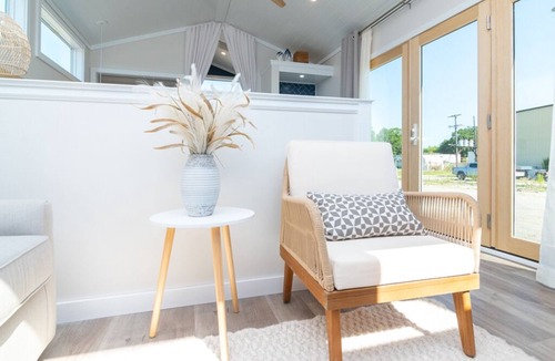 Sugarloaf Key Cottage | Lakefront Bungalow - Pet-Friendly - Sugarloaf Key - Great Amenities (22)