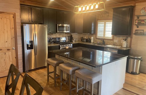 Guntersville House | Lakefront Lifestyle you've been dreaming of awaits in this waterfront community.