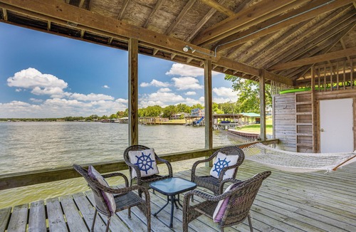 West Livingston House | Lakefront Livingston Vacation Rental w/Boat Dock!