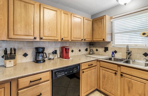 West Livingston House | Lakefront Livingston Retreat w Dock & Fire Pit!