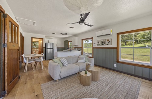 Madill Cabin | Lakefront Retreat | 2 Private Cabins w/Hot Tub & Lake Views- sleeps 12