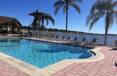 Crown Pointe Condo | Lakeside Condo - Crown Pointe Shores