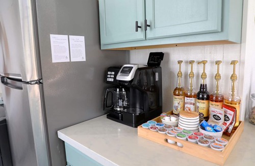 Jasper Cottage | Lakeside cottage, water access + pet friendly with additional fee