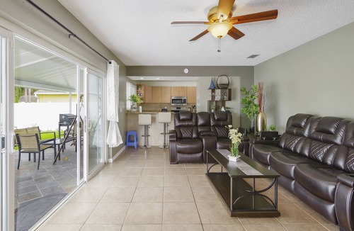 Egypt Lake-Leto House | Lakeside Pool Home Near Airport + Pool Table