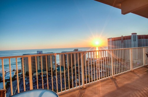 Panama City Beach House | Laketown Wharf 1408 By ZIA VR