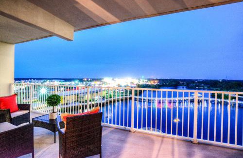 Panama City Beach House | Laketown Wharf 630 By Aneliya