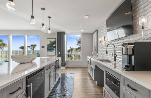 Daytona Beach Apartment | Landing | Amazing 1BD, Courtyard, Clubhouse