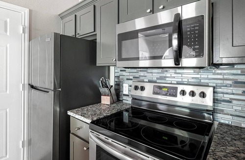 Richmond Apartment | Landing | Amazing 1BD, Clubhouse, Gym