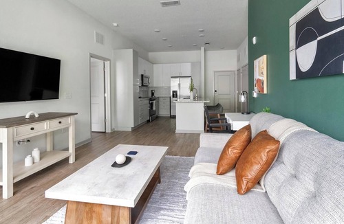 Southside Apartment | Landing | Amazing 2BD, Gym, Clubhouse