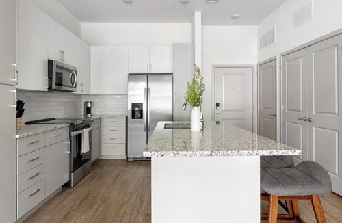 Southside Apartment | Landing | Amazing 2BD, Gym, Clubhouse