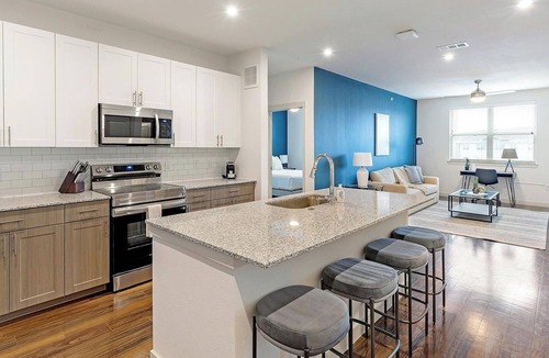 Fate Apartment | Landing | Amazing 2BD, Gym, Pool