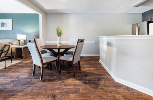 Biloxi Apartment | Landing | Amazing 2BD, Pool, Gym