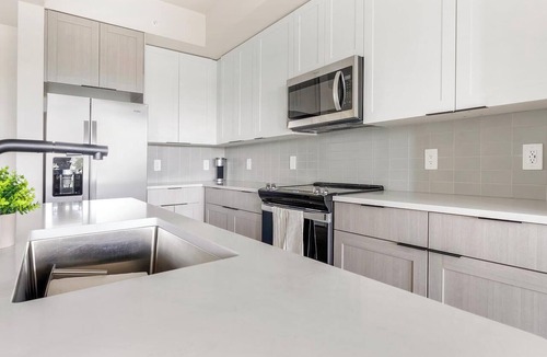 Fort Myers Apartment | Landing | Beautiful 1BD, Gym, Clubhouse