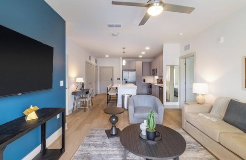 Santa Rosa Beach Apartment | Landing | Beautiful 2BD, Gym, Pool