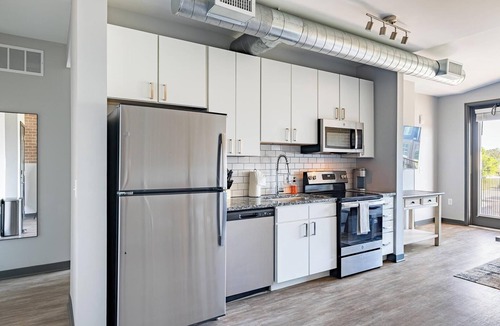 Northwest Pensacola Apartment | Landing | Beautiful 1BD, Yoga Studio, Pool