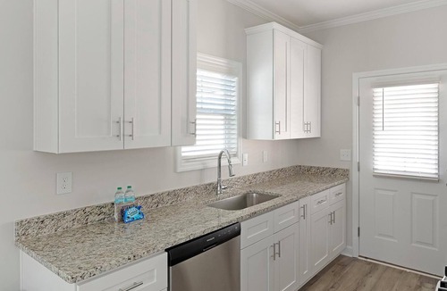Huntsville Apartment | Landing | Beautiful 2BD, Courtyard, Gym