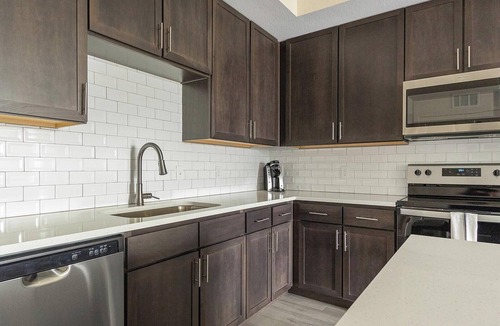 Palmetto Apartment | Landing | Beautiful 2BD, Clubhouse, Yoga Studio