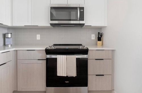 Fort Myers Apartment | Landing | Chic 1BD, Clubhouse, Gym