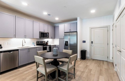Santa Rosa Beach Apartment | Landing | Chic 1BD, Pool, Gym