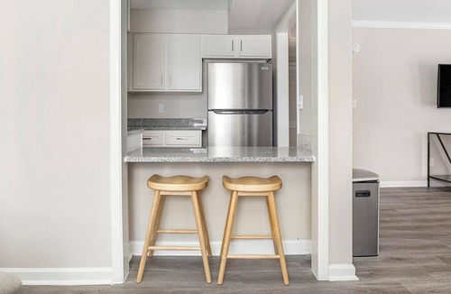 Homewood Apartment | Landing | Incredible 1BD, Pool, Gym
