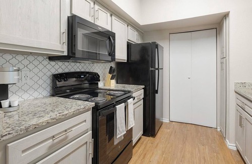 Lewisville Apartment | Landing | Incredible 3BD, Gym