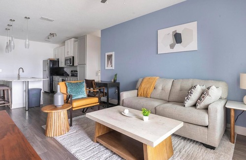 Venice Apartment | Landing | Modern 1BD, Clubhouse, Pool