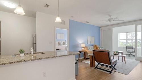 Apopka Apartment | Landing Modern 2BD Gym Clubhouse