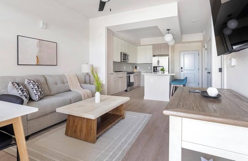 Fort Myers Apartment | Landing | Modern 1BD, Clubhouse, Gym