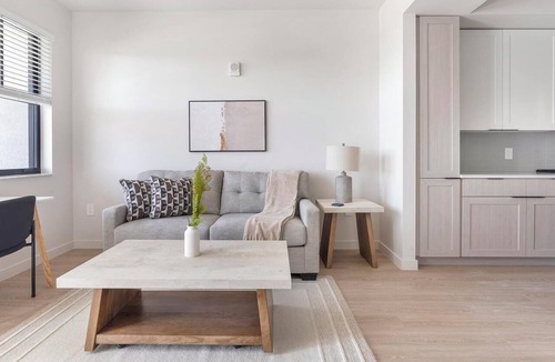 Fort Myers Apartment | Landing | Modern 1BD, Clubhouse, Gym