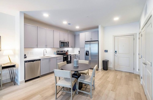 Santa Rosa Beach Apartment | Landing | Modern 1BD, Pool, Gym