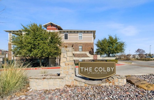 Northeast Carrollton Apartment | Landing | Spectacular 1BD, Clubhouse