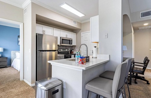 Webster Apartment | Landing | Spectacular 2BD, Gym