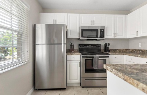 North Port Apartment | Landing | Spectacular 2BD, Clubhouse, Gym