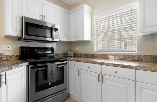 North Port Apartment | Landing | Spectacular 2BD, Courtyard, Gym