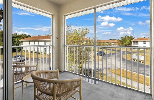 North Port Apartment | Landing | Spectacular 2BD, Courtyard, Gym