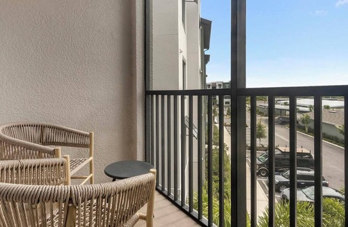 Palmetto Apartment | Landing | Stunning 1BD, Gym, Clubhouse