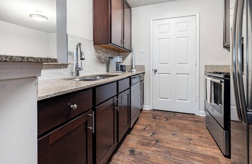 Gulf Hills Apartment | Landing | Stunning 3BD, Gym, Clubhouse